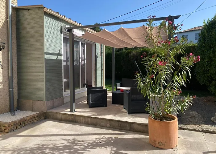 Holiday home Des Chabaudieres *