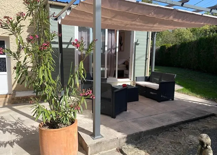 Des Chabaudieres Holiday home
